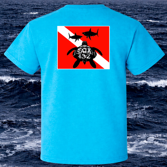 Blue t-shirt with a Diver graphic design on the back against an ocean background